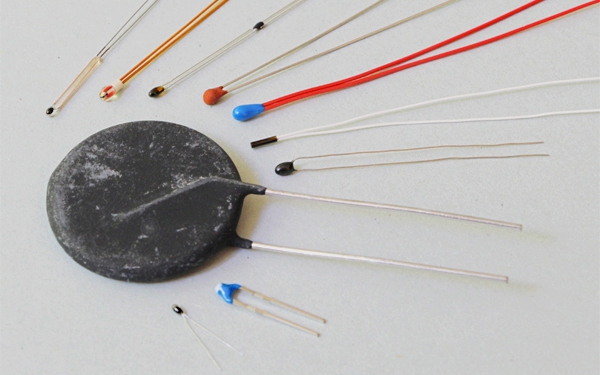 NTC, PTC, Thermistor, Kaltleiter, Heißleiter, Temperatur, Sensor, Fühler,